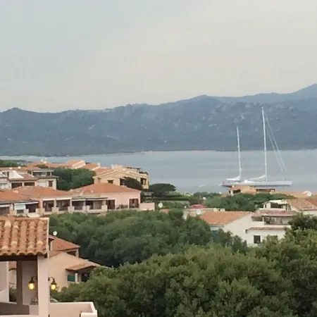 Апартаменты Giglio Vista Mare E Parcheggio Privato *