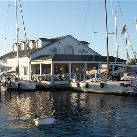 Giglio Vista Mare Wifi E Parcheggio Privato Lejlighed